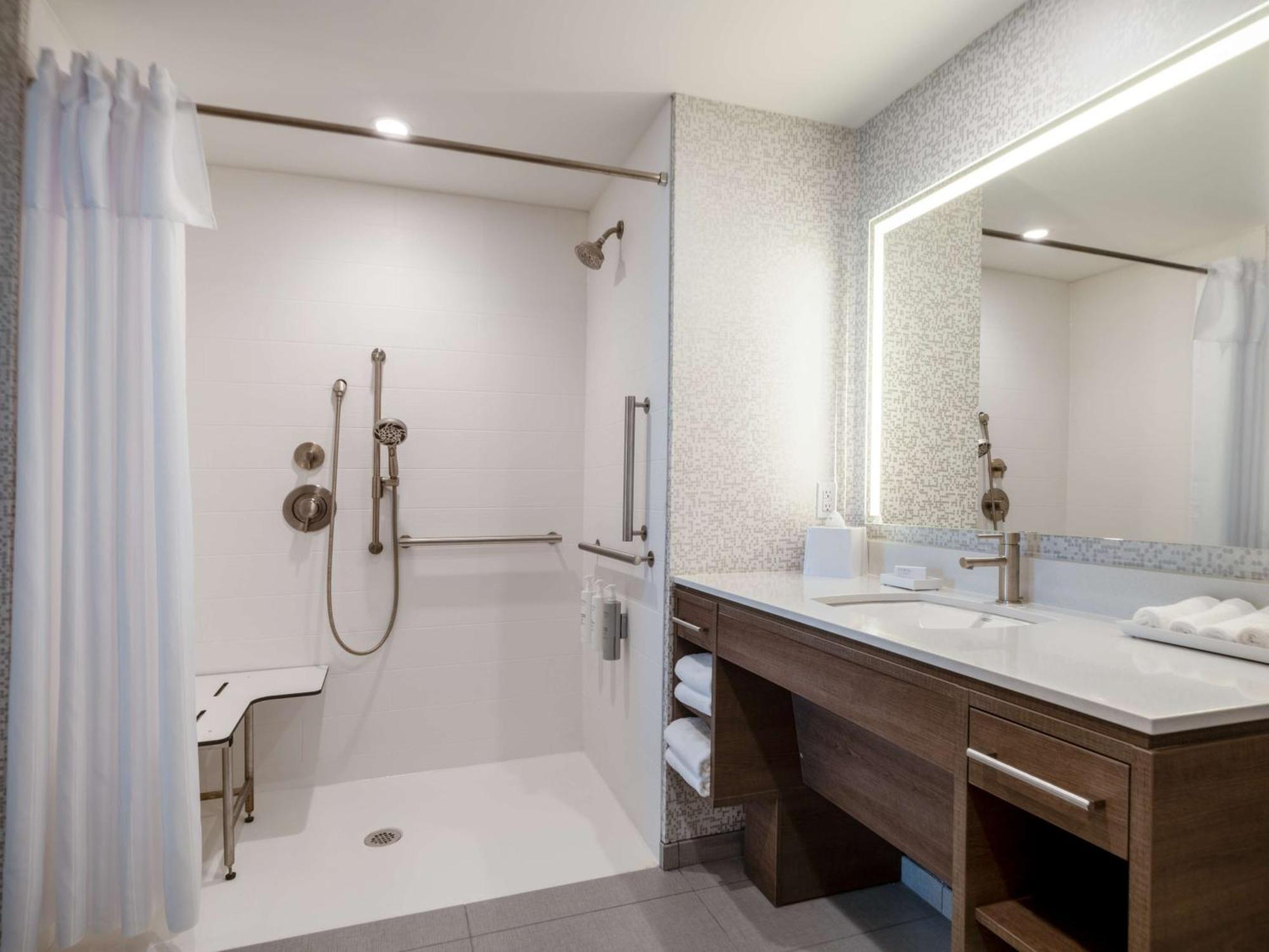 Home2 Suites By Hilton סנטה רוזה ביץ' מראה חיצוני תמונה